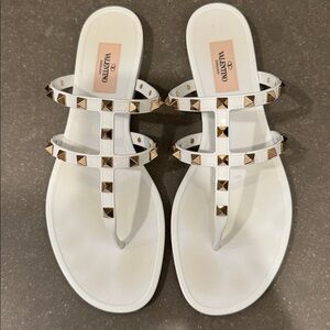 VALENTINO GARAVANI Rockstud T-Strap Flat Slide Sandals 40 AUTHENTIC